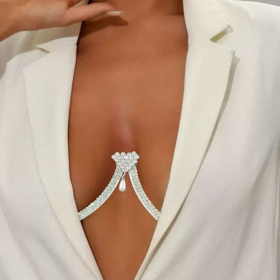 Body Jewelry Necklace - Soutien-gorge en forme de cœur pour